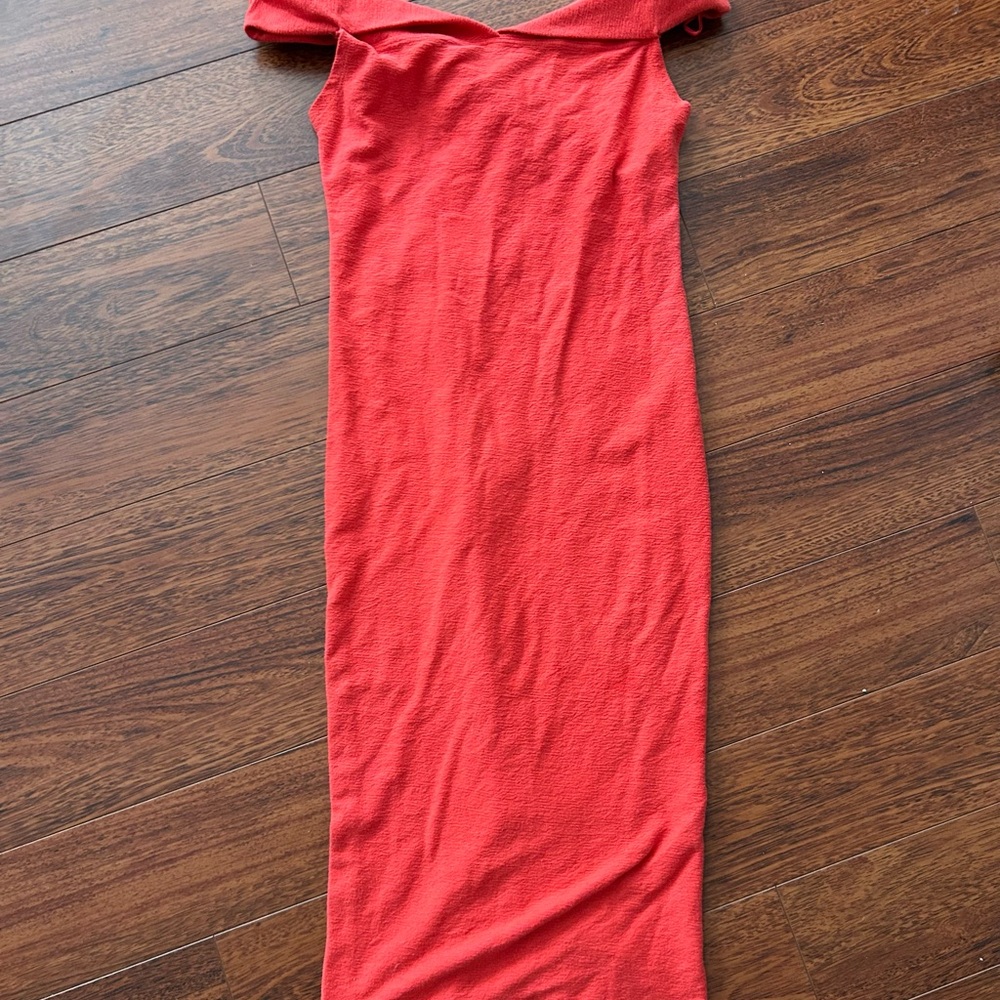 Elegant Red Off-Shoulder Dress